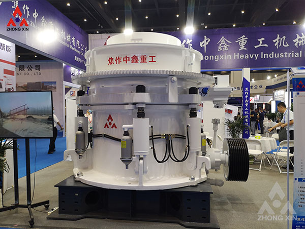 Multi-cylinder hydraulic cone crusher